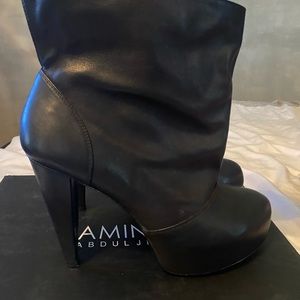 Black Aminah Abdul Jillil